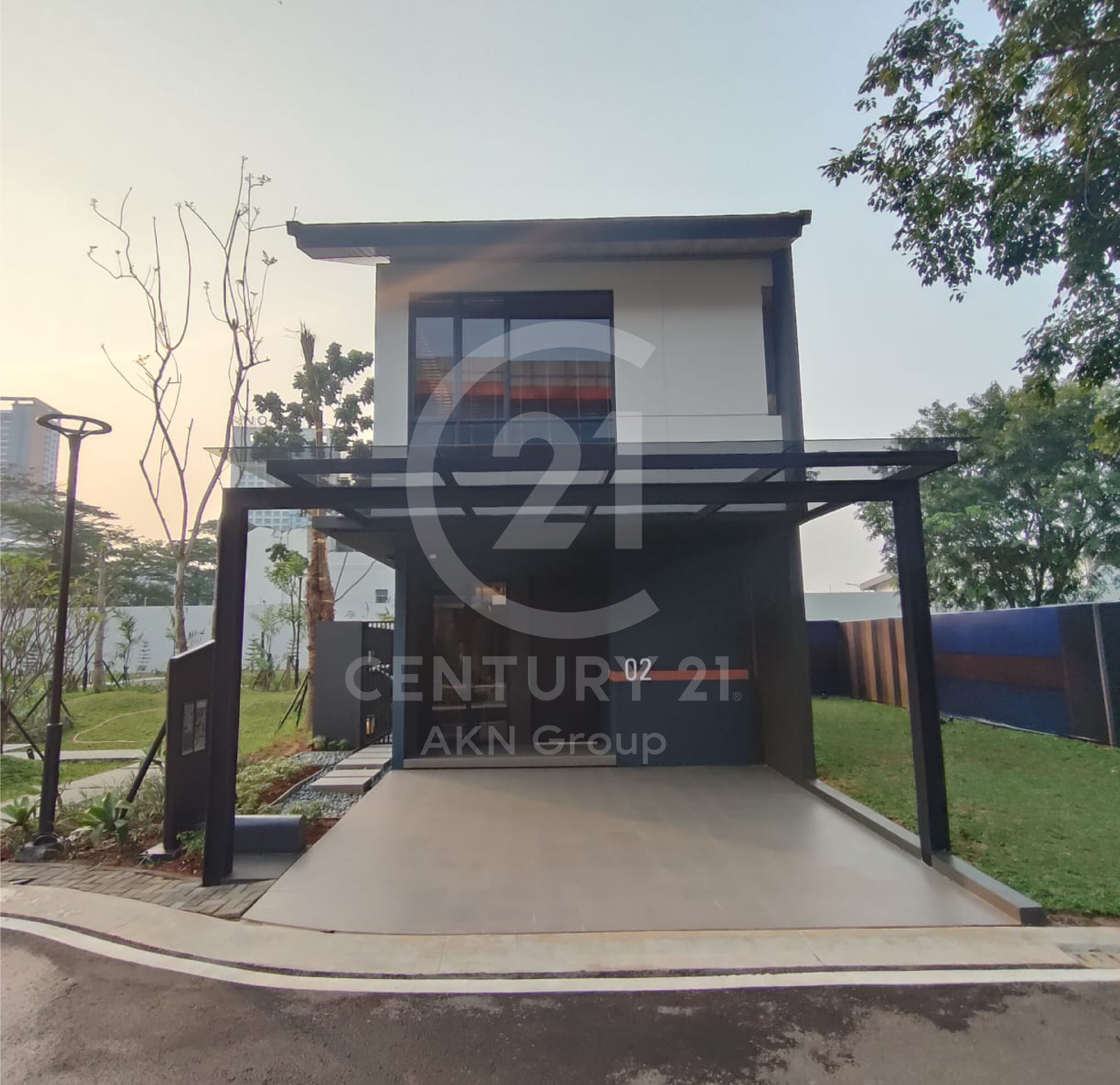 Lippoland - The Marq Type 5